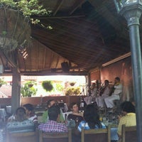 Photo taken at Del Carbon Restaurante by Jorge B. on 4/8/2012