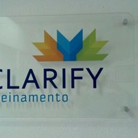 รูปภาพถ่ายที่ Clarify Treinamento โดย Paulo André J. เมื่อ 3/5/2012