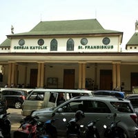 Review Gereja Katolik St.Fransiskus