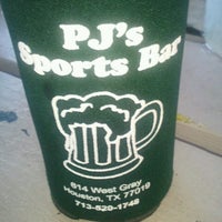 Foto tomada en PJ&amp;#39;s Sports Bar  por Beth C. el 6/16/2012