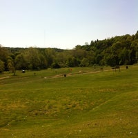 Foto diambil di Pine Creek Golf Center oleh Dan S. pada 5/11/2012