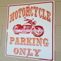 4/13/2012 tarihinde Samantha S.ziyaretçi tarafından Blue Ridge Harley-Davidson'de çekilen fotoğraf