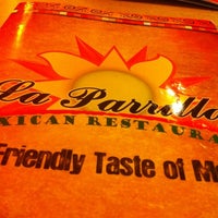 Foto tomada en La Parrilla Mexican Restaurant  por John el 8/21/2012