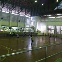 Photo taken at สนามบอล โรงเรียนสารวิทยา by Panicha S. on 5/19/2012