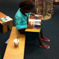 Barnes And Noble Cafe Serving Starbucks Coffee Coffee Shop