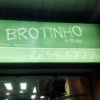 รูปภาพถ่ายที่ Brotinho de Ouro โดย Igor V. เมื่อ 6/5/2012