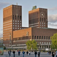 รูปภาพถ่ายที่ Oslo โดย Yusri Echman เมื่อ 6/15/2012