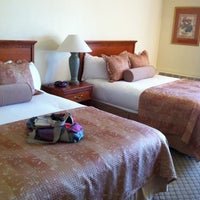 Foto tomada en BEST WESTERN PLUS Royal Oak Hotel  por Dineke v. el 8/8/2012