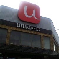 Photo taken at Unimarc by Patricio D. on 2/20/2012