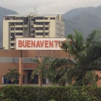 Photo taken at Centro Comercial Buenaventura by Jose Rafael T. on 4/5/2012