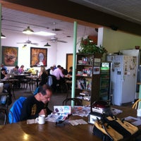 Photo taken at Winning Coffee by Iriscia on 5/8/2012
