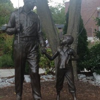 Andy Griffith Show Statue - 2 tips