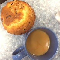4/11/2012 tarihinde Carrie R.ziyaretçi tarafından Passion Bakery Cafe'de çekilen fotoğraf