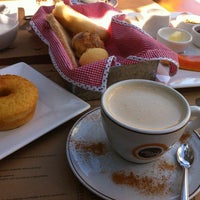 7/29/2012 tarihinde Domingas F.ziyaretçi tarafından Floriano | Livraria &amp;amp; Café'de çekilen fotoğraf