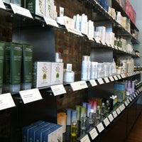 Photo taken at Blueberry Moon - An Aveda Lifestyle Salon Spa by Suzanne B. on 7/28/2012