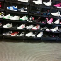 Foot Locker - 651 Kapkowski Rd