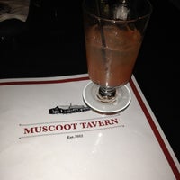 Photo prise au Muscoot Tavern par Farah A. le7/10/2012