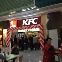 Photo taken at KFC by Kristina Grumina on 4/30/2012