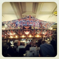 Photo taken at The Crosse Keys (Wetherspoon) by Sacha on 6/13/2012