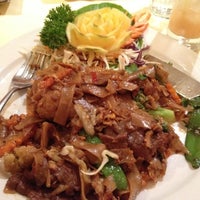 Photo taken at Eat Thai by Alejandro on 8/22/2012