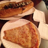 Снимок сделан в Uncle Joe&amp;#39;s Pizza пользователем Meghan B. 7/13/2012