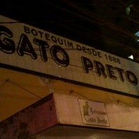Photo taken at Gato Preto by Monica C. on 8/10/2012
