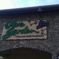 Photo taken at Olive Garden by Mel on 5/1/2012