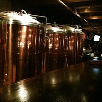 3/22/2012にRoo J.がSteamworks Brewing Companyで撮った写真
