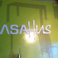 รูปภาพถ่ายที่ CasaHus โดย Angel S. เมื่อ 4/19/2012
