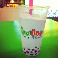 Photo taken at Tea One - Bubble Tea by William G. on 6/1/2012