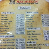 Review Nasi Uduk & Ayam Goreng Mas Miskun Salemba