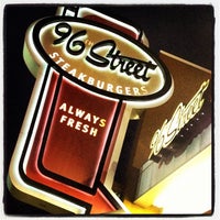 รูปภาพถ่ายที่ 96th Street Steakburgers โดย Jim C. เมื่อ 2/26/2012
