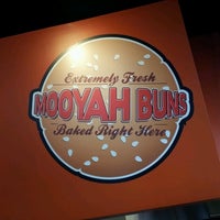 7/15/2012 tarihinde Billy F.ziyaretçi tarafından MOOYAH Burgers, Fries &amp;amp; Shakes'de çekilen fotoğraf