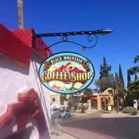 รูปภาพถ่ายที่ Black Mountain Coffee Shop โดย Bill A. เมื่อ 3/10/2012