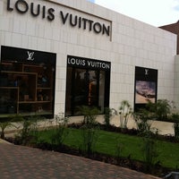 Louis Vuitton - 1 147 visitantes
