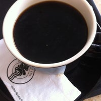 Photo taken at Pacific Coffee Company by Marcelinnius D. on 8/9/2012
