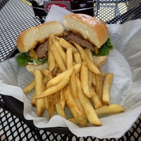 6/17/2012 tarihinde Tim M.ziyaretçi tarafından Oneburger Sunrise'de çekilen fotoğraf