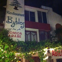 Photo taken at Restaurant Byblos - Comida y Tacos Arabes by Kelly M. on 3/22/2012