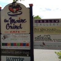 รูปภาพถ่ายที่ The Maine Grind โดย Marinda เมื่อ 8/22/2012