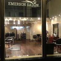 Foto tirada no(a) Emerson Salon por Mat X. em 2/13/2012
