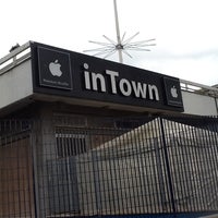 Photo taken at R-Store InTown - Apple Premium Reseller by Denise A. on 4/13/2012