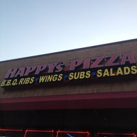 8/30/2012にJustin H.がHappy&amp;#39;s Pizzaで撮った写真