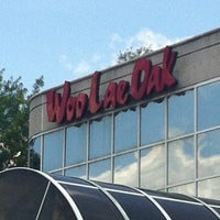 รูปภาพถ่ายที่ Woo Lae Oak โดย Anita L. เมื่อ 6/3/2012