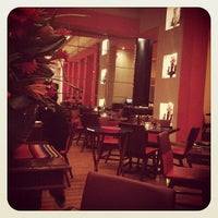 Photo taken at Rosa Mexicano Panamá by Abdeel  L. on 7/8/2012
