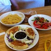 Photo taken at Noodles &amp;amp; Company by Lucretia P. on 5/25/2012