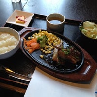 Photo taken at Foodiun Bar 一瑳 品川店 by xxx x. on 9/7/2012