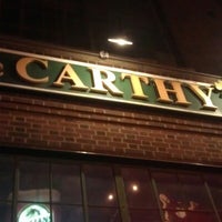 รูปภาพถ่ายที่ McCarthy&#39;s Downtown โดย Tyrone M. เมื่อ 7/31/2012