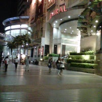 Photo taken at ลานหน้า Central Plaza บางนา by Kizzy N. on 2/23/2012