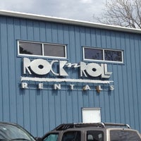 Foto tomada en Rock n Roll Rentals  por Stephane B. el 3/20/2012