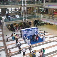 Foto tomada en Korum Mall  por Ninad N. el 6/24/2012
